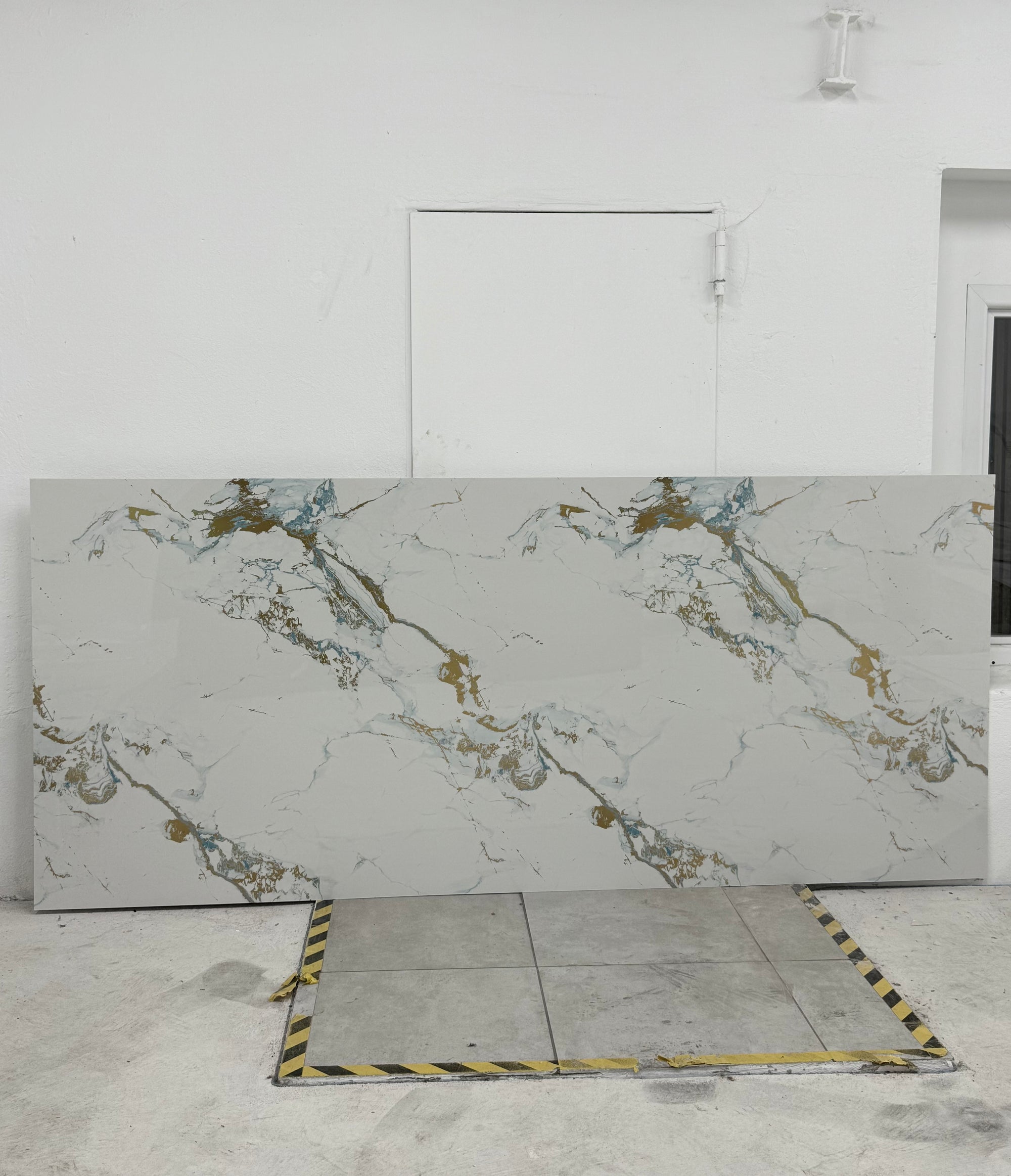 Wandpaneel "Gold Glitter" - Goldweiße Marmoroptik