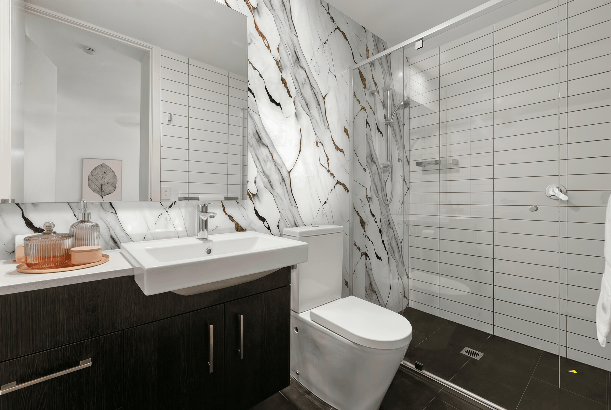 Wandpaneel "White Glitter" - Weiß-golde Marmoroptik