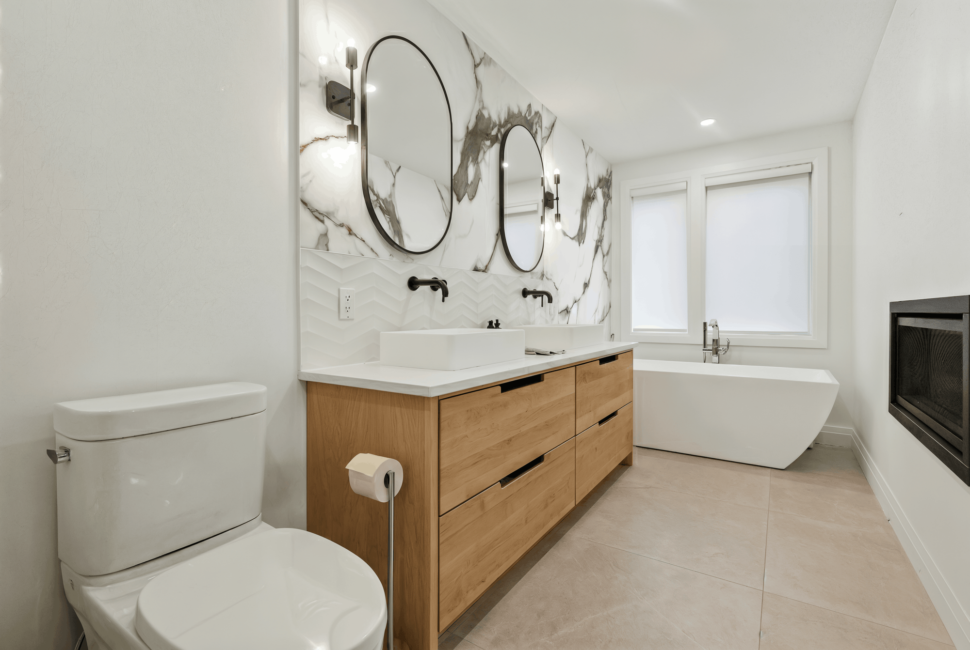 Wandpaneel "White Mix" - Cremefarbe Marmoroptik mit Goldakzenten